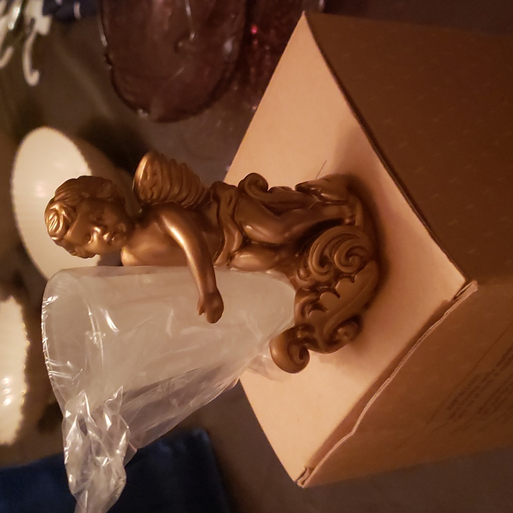 Avon Cherub